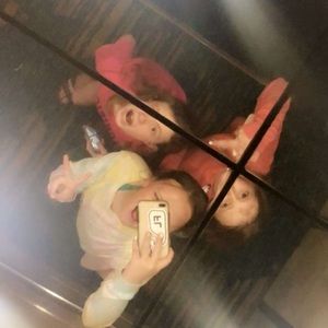 Meet your Posher, Emma